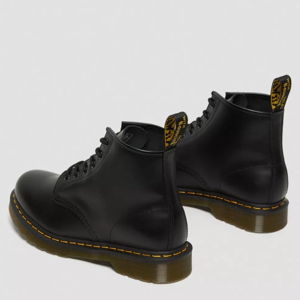 101 Yellow Stitch Smooth Leather Ankle Boot - Picture 7 of 8